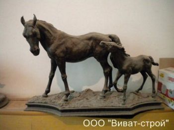 Конь и жеребенок
